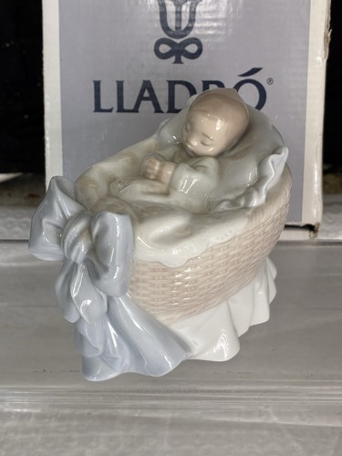 Lladro 6976 treasure boy - lladro,