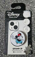 Disney Minnie Mouse Peace Sign
