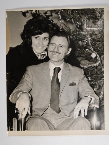 Graham hill betty - graham,