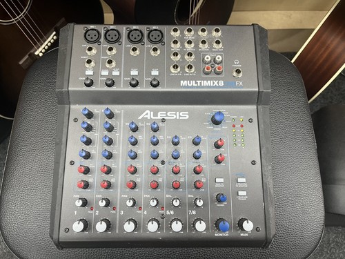 Alesis multimix 8 channel - 8,