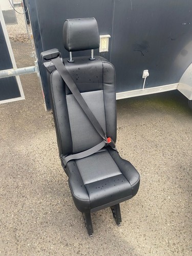 Ford transit van - 15-25,