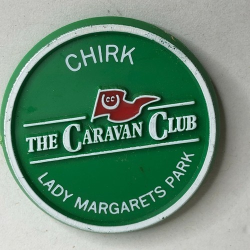Caravan club chirk - club, lady