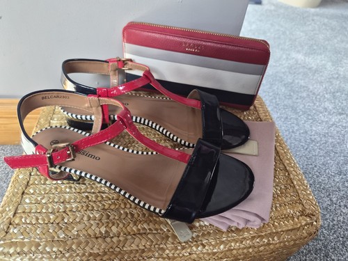 Navy white and red - white,