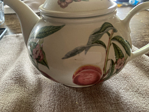 Portmeirion pomona tea pot
