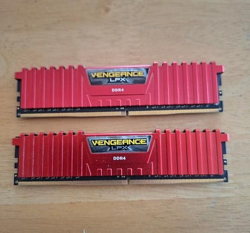 Corsair vengeance lpx - corsair,