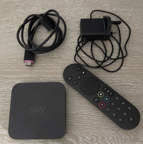 Sky stream puck box with - puck,