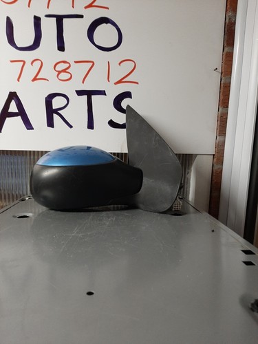 Peugeot 206 drivers side - drivers,
