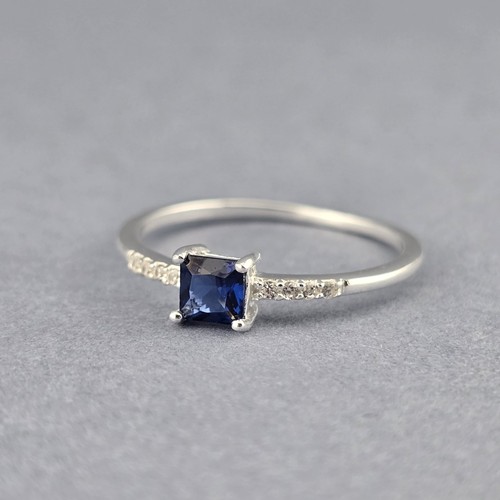 23ct lab created blue - 1.23ct,