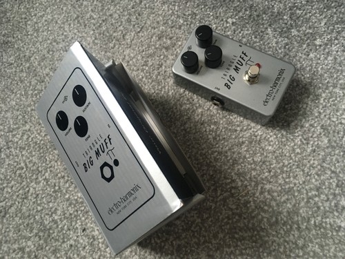 Triangle big muff pedal - triangle,