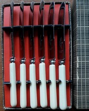6 Boxed Vintage Westall Richardson Stainless Steel Dessert Knives w2n2