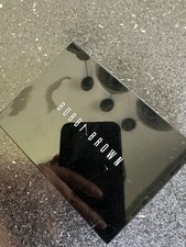 Bobbi Brown Bobbi's Eye Wardrobe Palette (6 eyeshadows & 4 brushes)