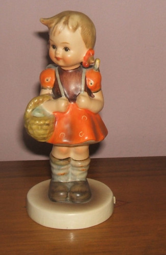 Goebel hummel figurine - hummel,
