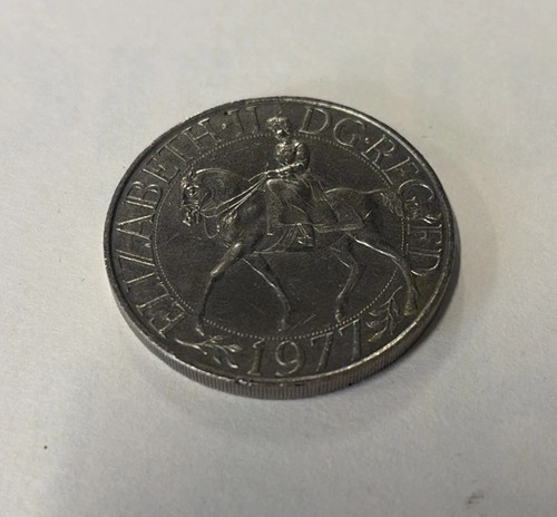 1977 queen elizabeth ii - (rare)*1977,