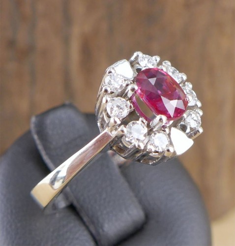 Ruby brilliant ring - , in