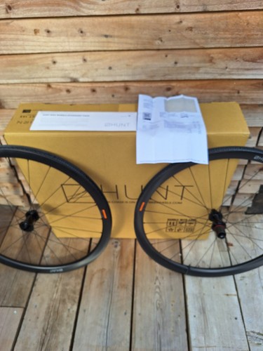 Hunt carbon gravel disc - 35,