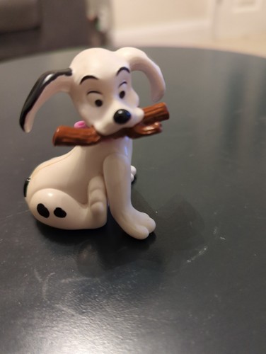101 dalmatians dog with branch - 101,