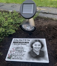 Personalised grave memorial