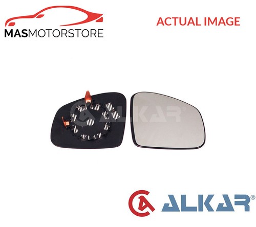 Rear view mirror - view,