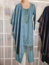 Pakistani Salwar Kameez