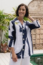 See Saw SS81 Sake Print V-Neck