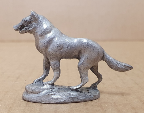 Cast pewter wolf - /, dog