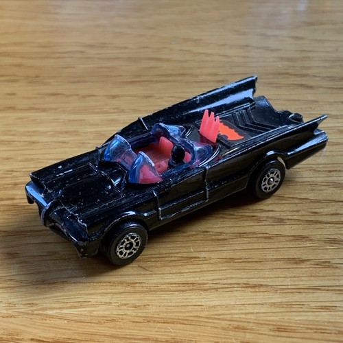 Corgi juniors 1002 batmobile - juniors,