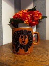 Original Hornsea Pottery Lion & Mouse Newsprint Mug –  1975 – Rare
