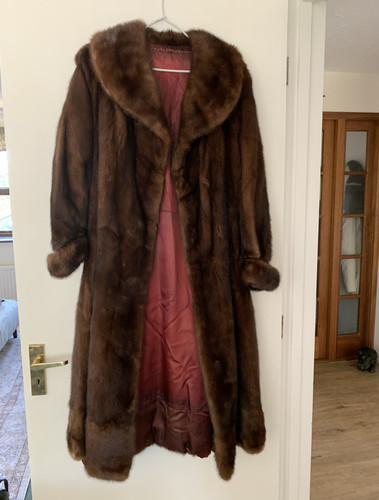 Women brown fur long - fur,