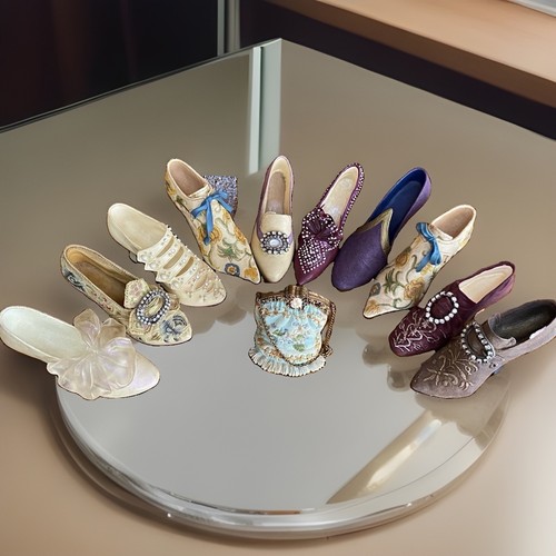 Just the right shoe raine - the,