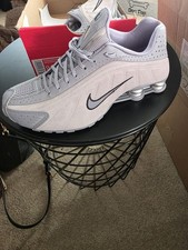 Nike W Shox R4 Cement