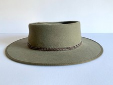 Vintage Akubra felt hat - Made