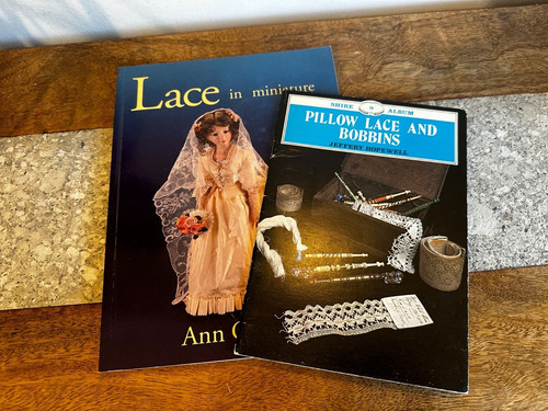 Lace miniature ann - lace,