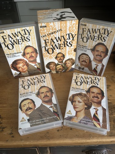 Faulty towers vhs box - box, set