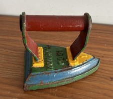 Antique Cast Iron Flat Iron