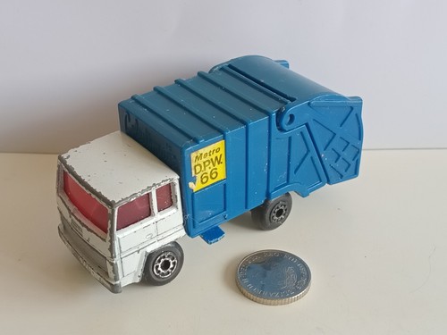 Matchbox die cast - matchbox,