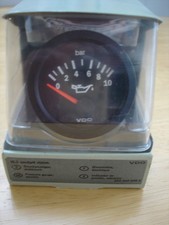 VDO Oil Pressure Gauge &