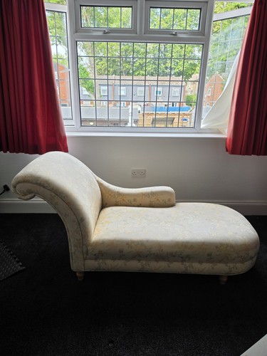 Laura ashley chaise - laura, longue
