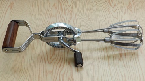Vintage prestige whisk manual - vintage,