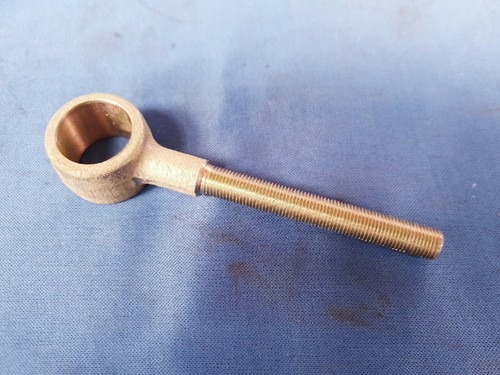 Daimler mid engine mounting - engine,