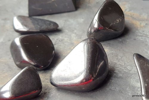 Shungite tumbled stone - shungite,