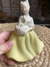 Vintage Avon Glass Perfume Bottle Lady With Flowers Nearness 120 ml