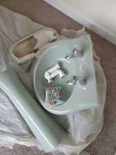 Twyford Olive Green Sink - discontinued colour