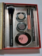 Boots No7 Instant Glamour Kit 