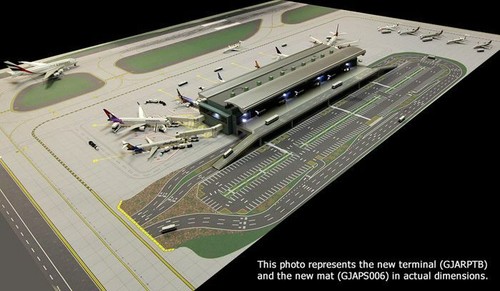 Gemini jets gjarptb airside - jets,