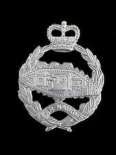 Queens Crown Royal Tank Corps Cap Badge Hallmarked Silver