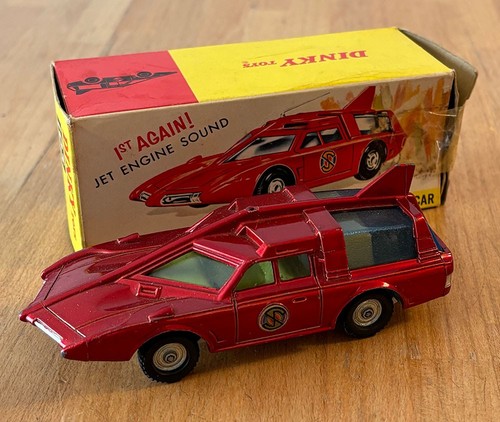Captain scarlet spectrum - scarlet,