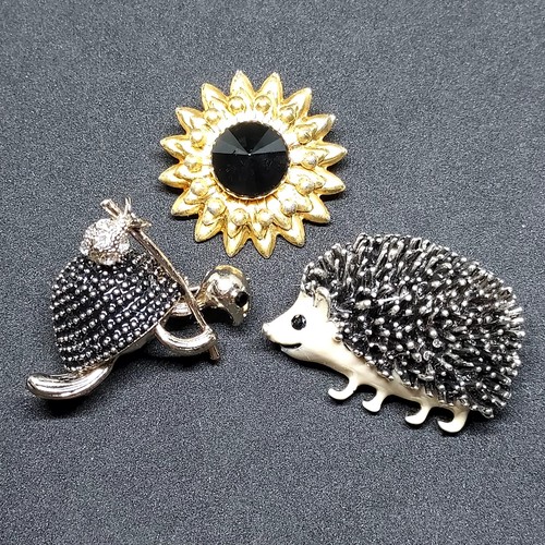 Set cute brooches - set,