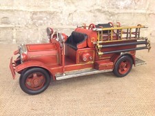 Decorative Retro Vintage Style Red Metal Tin American style Fire Engine Model