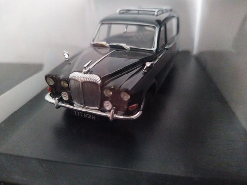 Daimler 420 black hearse - daimler,
