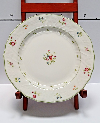 Royal doulton avignon - doulton, moselle
